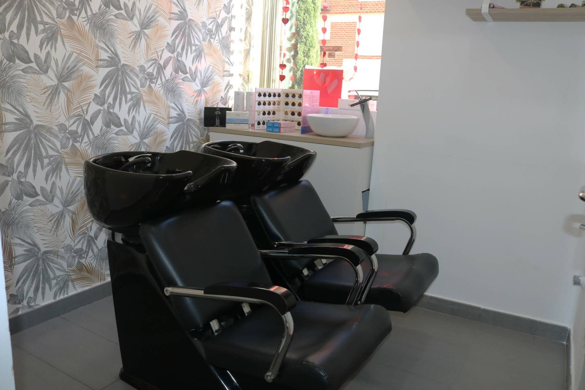 Servicio de peluquería en Estética Zekkei
